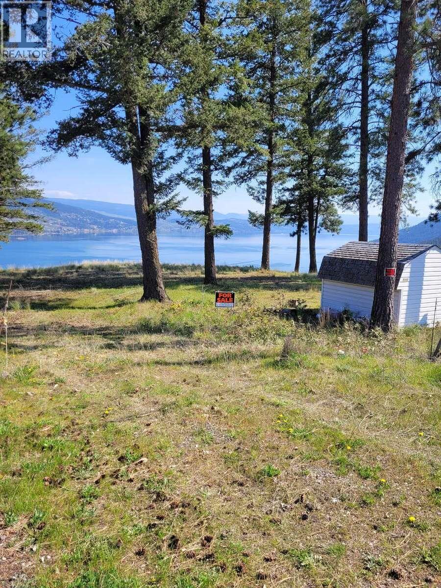 7185 Dunwaters Road, Kelowna, British Columbia  V1Z 3W5 - Photo 9 - 10390046