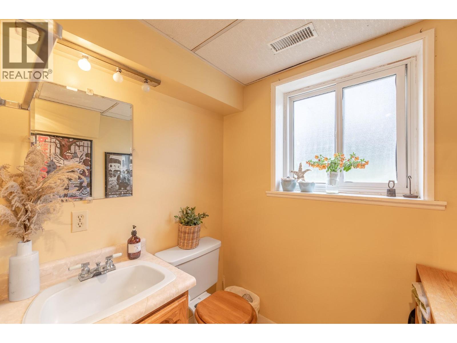 14812 Downton Avenue, Summerland, British Columbia  V0H 1Z1 - Photo 35 - 10389999
