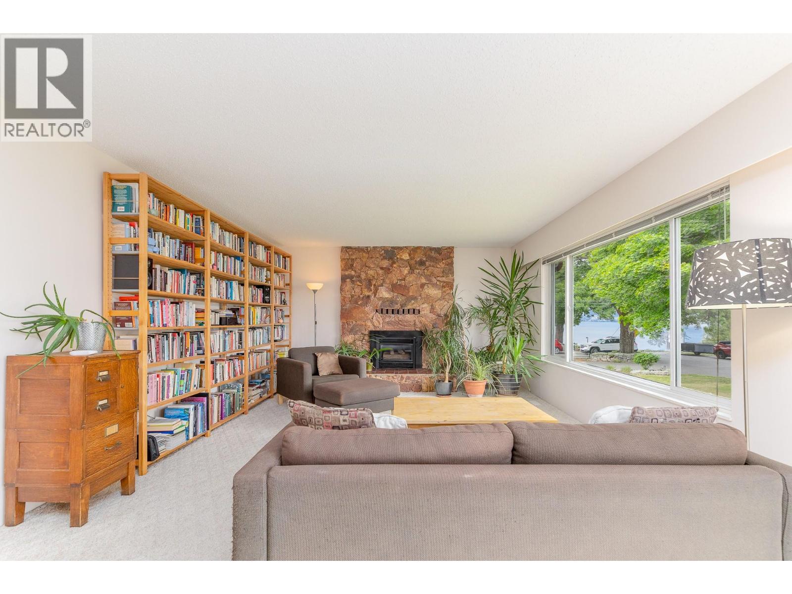14812 Downton Avenue, Summerland, British Columbia  V0H 1Z1 - Photo 4 - 10389999