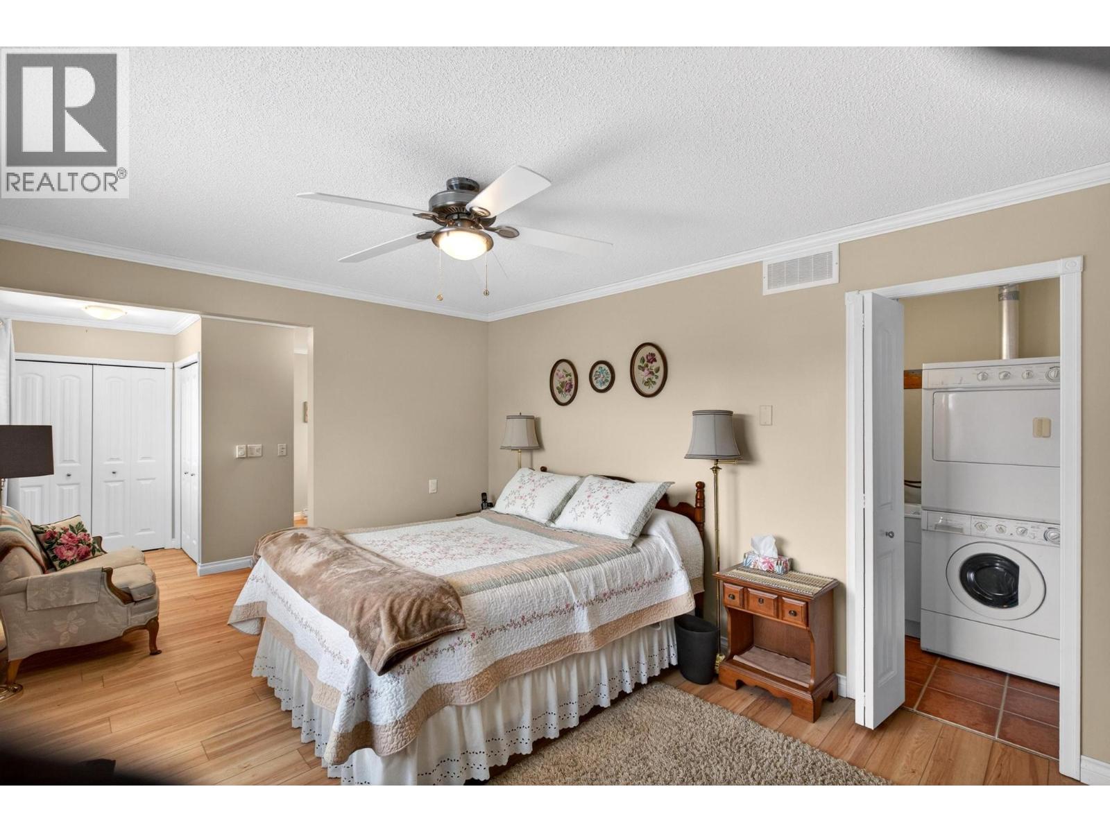 660 Welke Road, Kelowna, British Columbia  V1W 1A7 - Photo 24 - 10389165