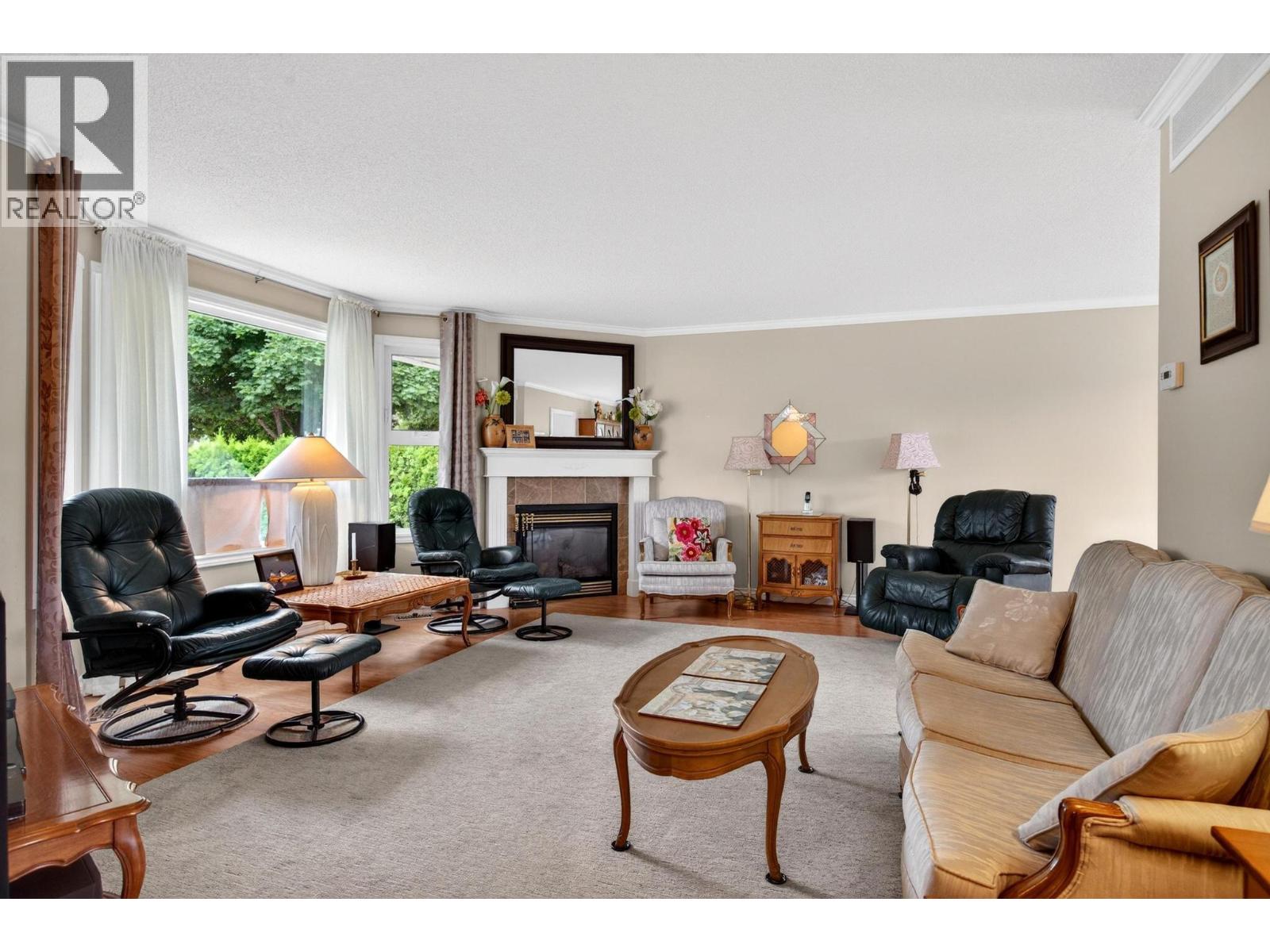 660 Welke Road, Kelowna, British Columbia  V1W 1A7 - Photo 4 - 10389165