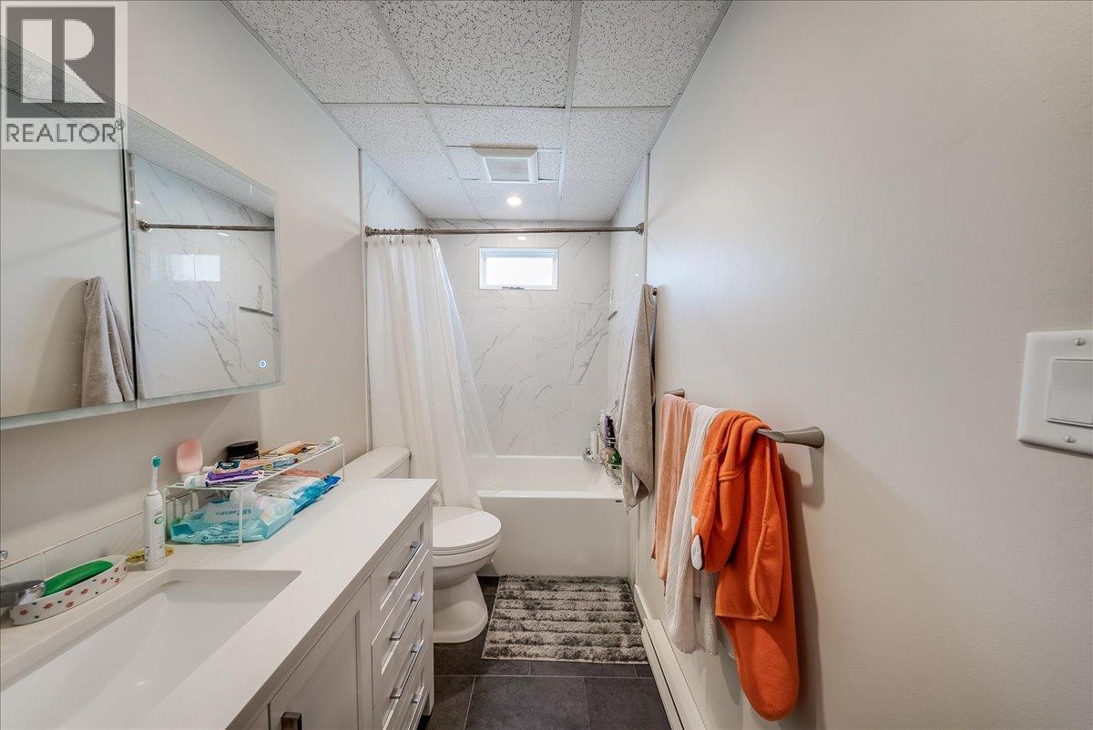 1500 Cedar Avenue, Trail, British Columbia  V1R 4C6 - Photo 24 - 10389784