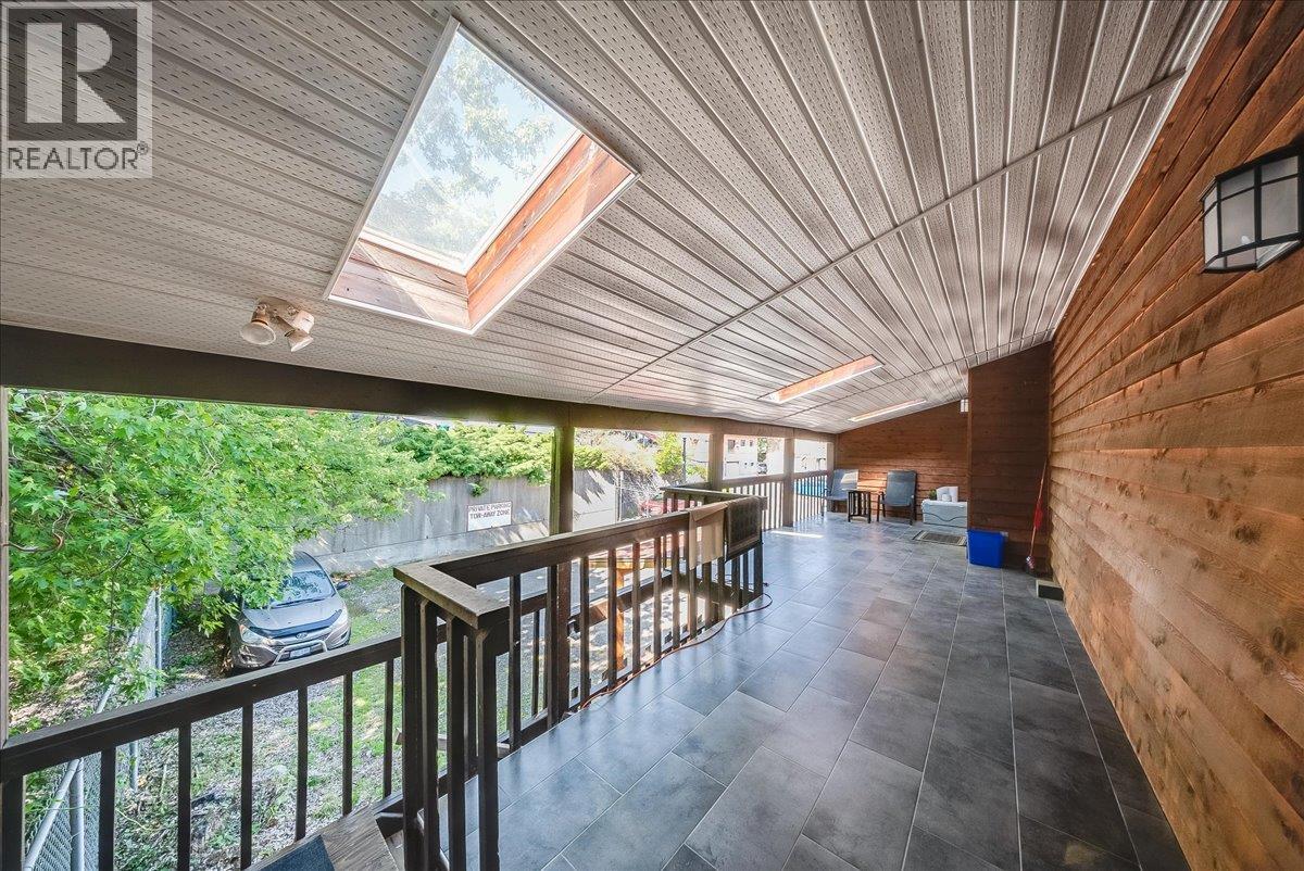 1500 Cedar Avenue, Trail, British Columbia  V1R 4C6 - Photo 37 - 10389784