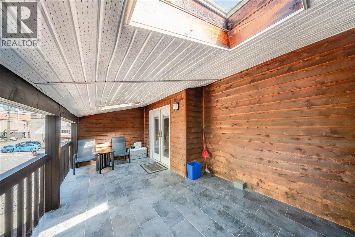 1500 Cedar Avenue, Trail, British Columbia  V1R 4C6 - Photo 39 - 10389784