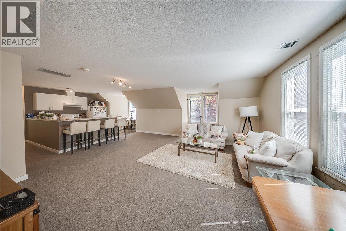 1500 Cedar Avenue, Trail, British Columbia  V1R 4C6 - Photo 42 - 10389784
