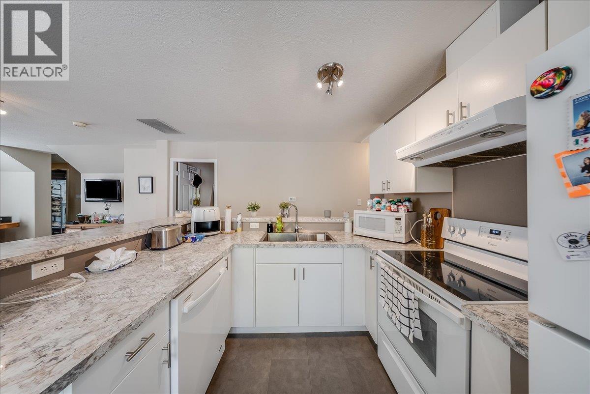 1500 Cedar Avenue, Trail, British Columbia  V1R 4C6 - Photo 47 - 10389784