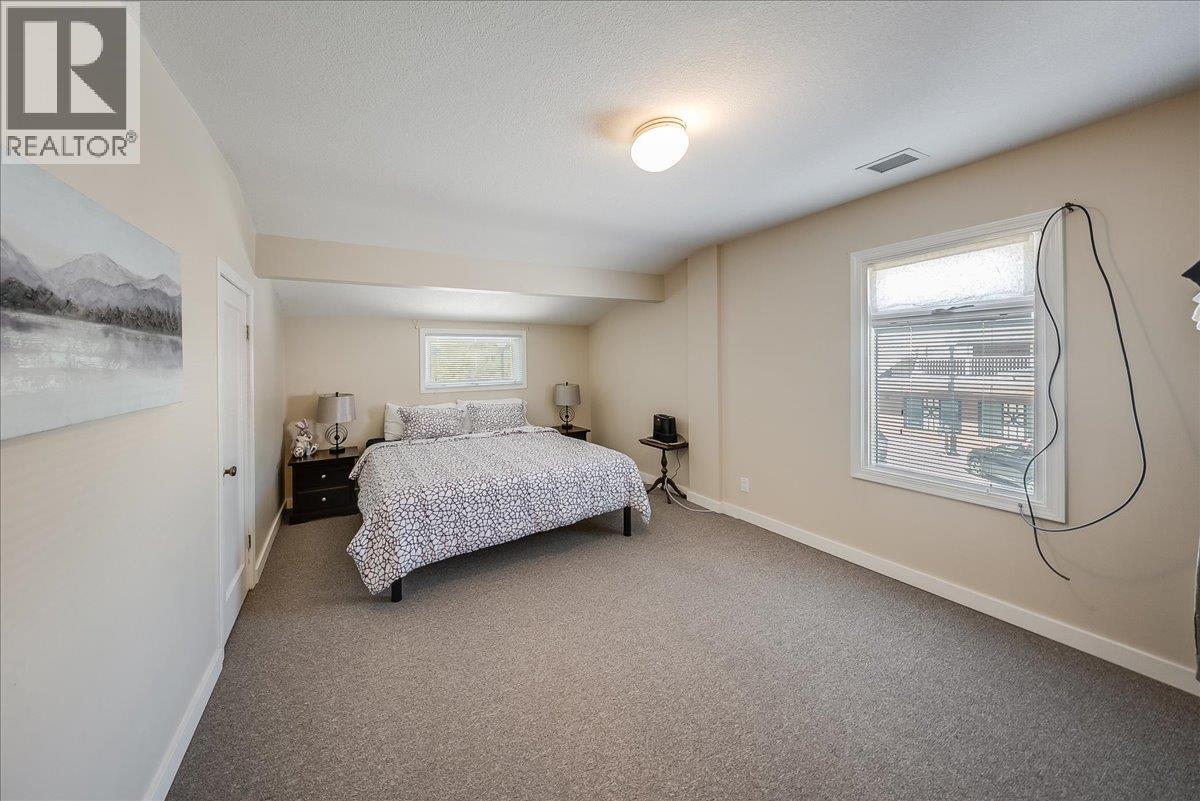 1500 Cedar Avenue, Trail, British Columbia  V1R 4C6 - Photo 55 - 10389784