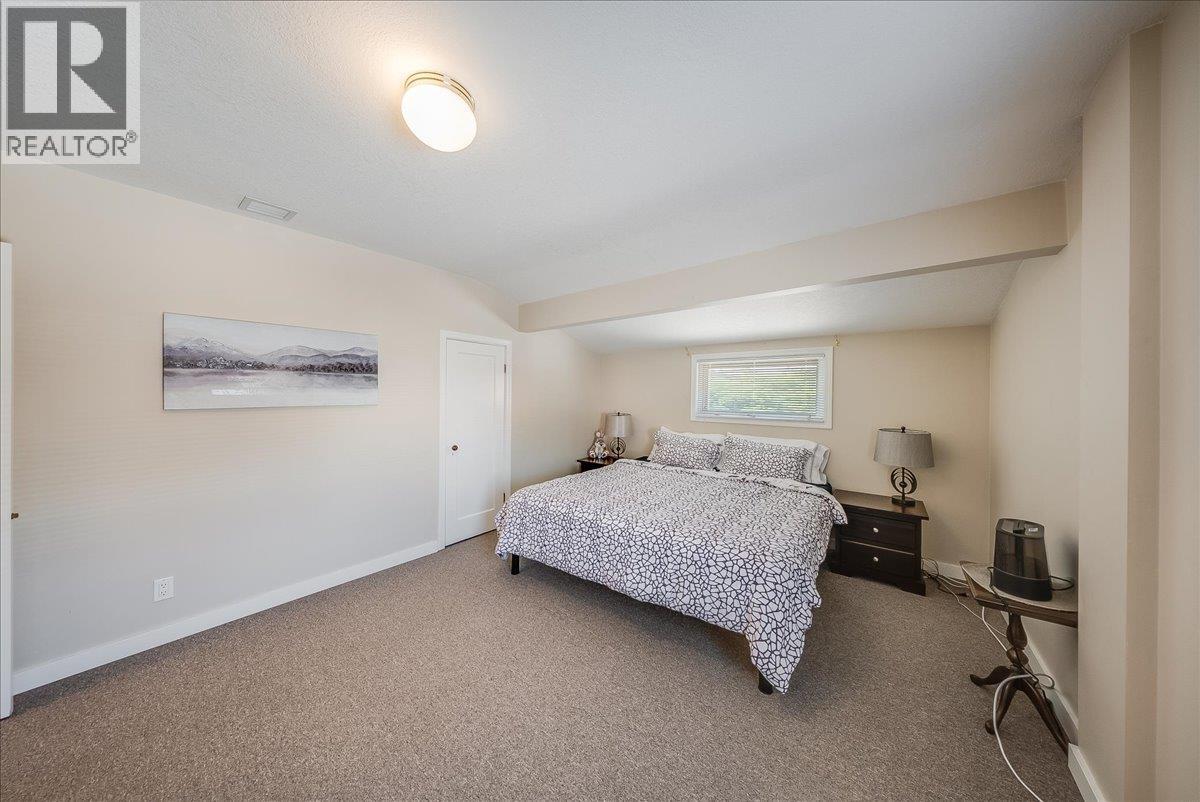 1500 Cedar Avenue, Trail, British Columbia  V1R 4C6 - Photo 56 - 10389784