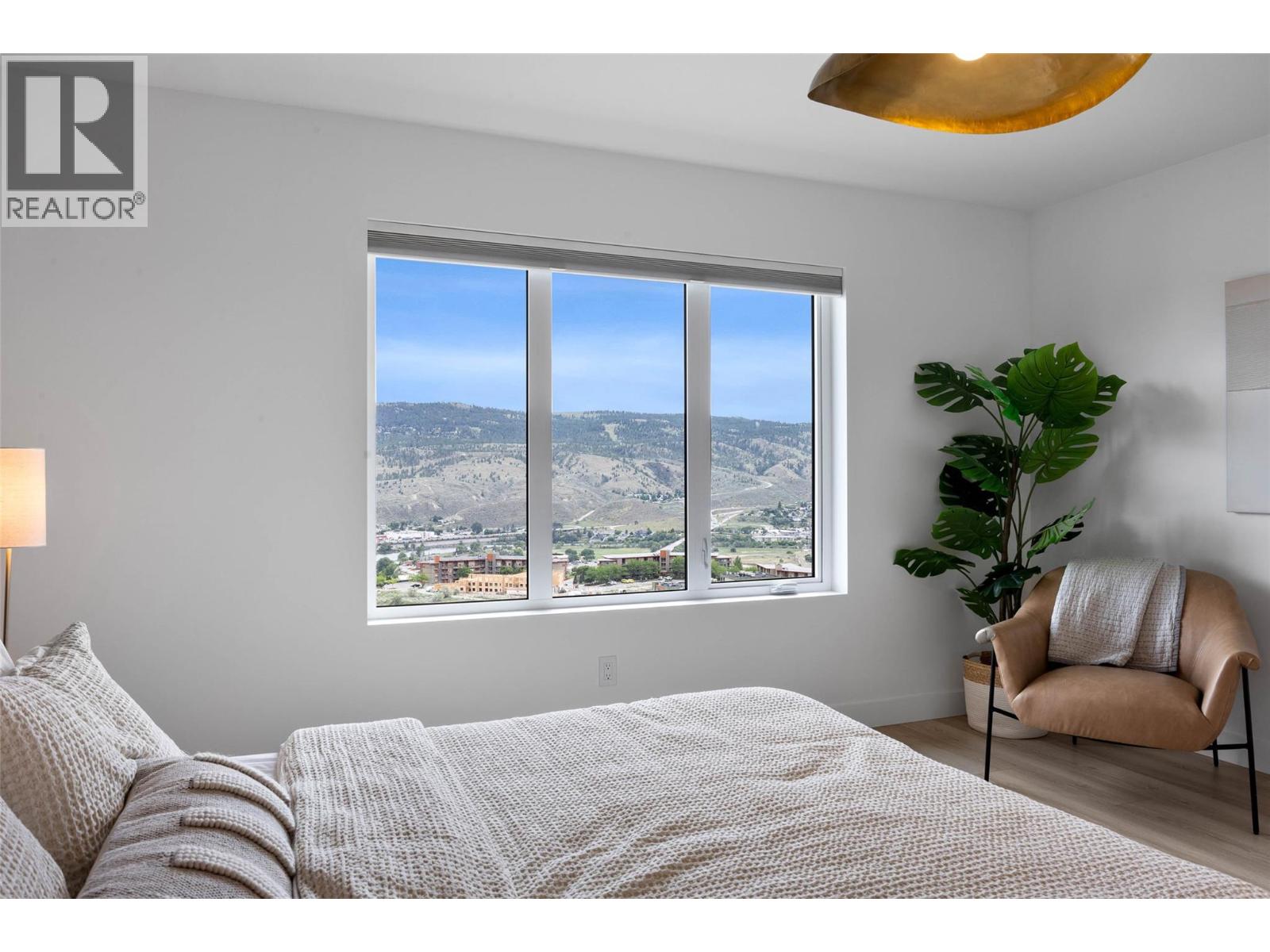 5046 Sun Rivers Drive, Kamloops, British Columbia  V2H 0E7 - Photo 21 - 10389726