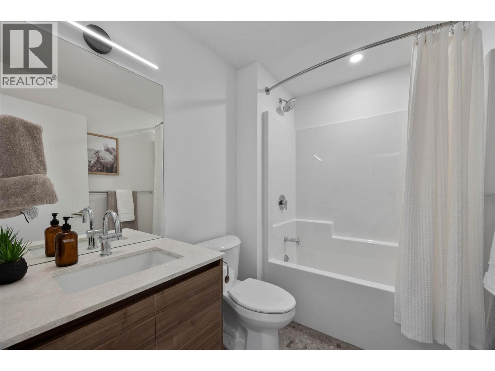5046 Sun Rivers Drive, Kamloops, British Columbia  V2H 0E7 - Photo 33 - 10389726