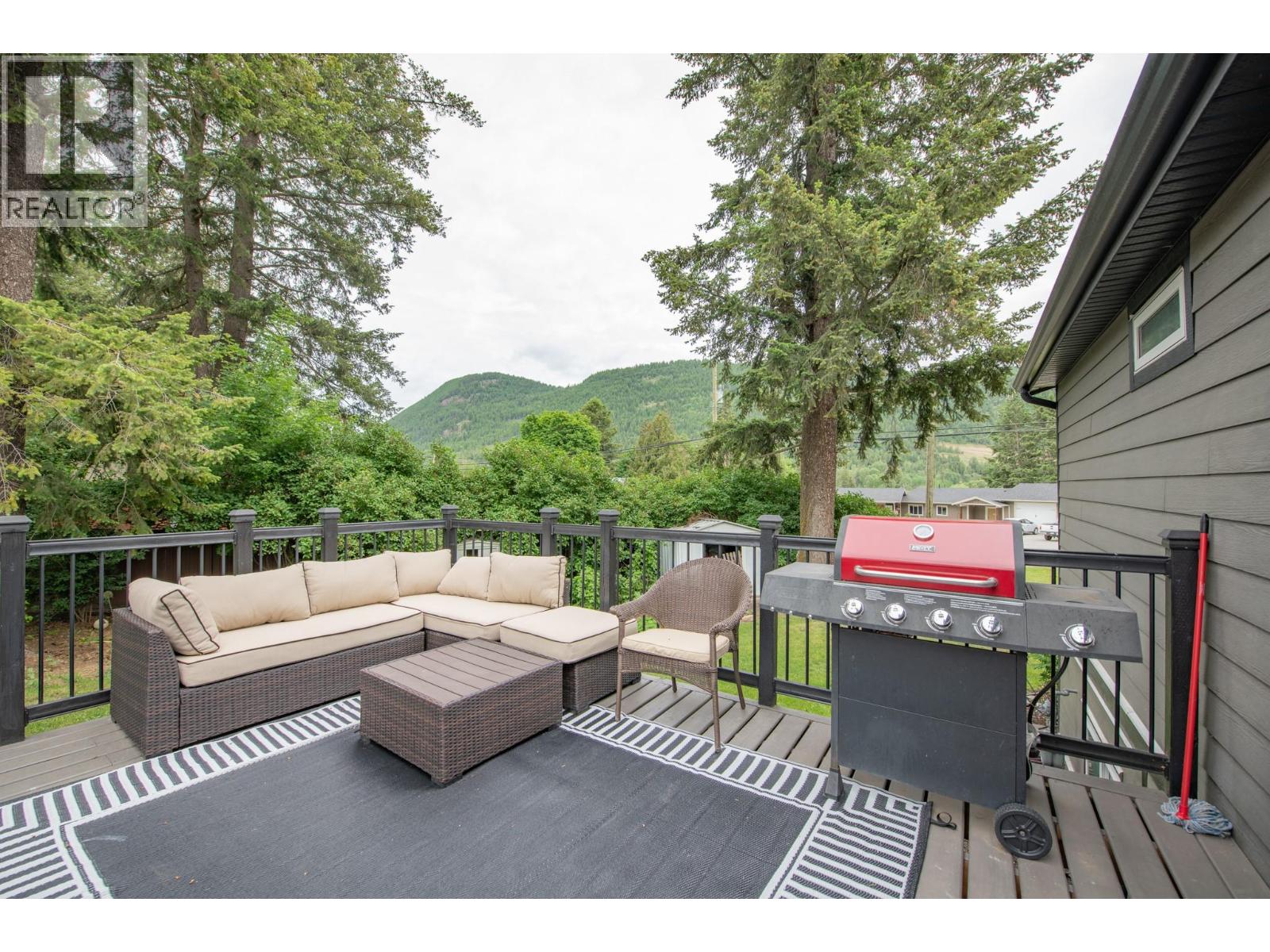272 Lumby Mabel Lake Road, Lumby, British Columbia  V0E 2G5 - Photo 29 - 10390019