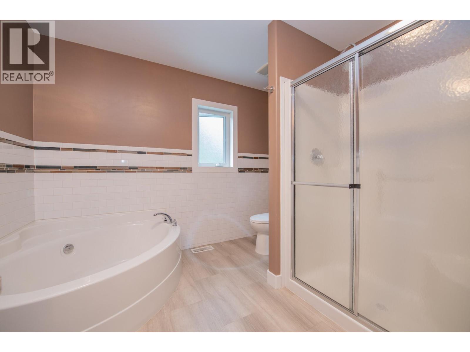 272 Lumby Mabel Lake Road, Lumby, British Columbia  V0E 2G5 - Photo 34 - 10390019