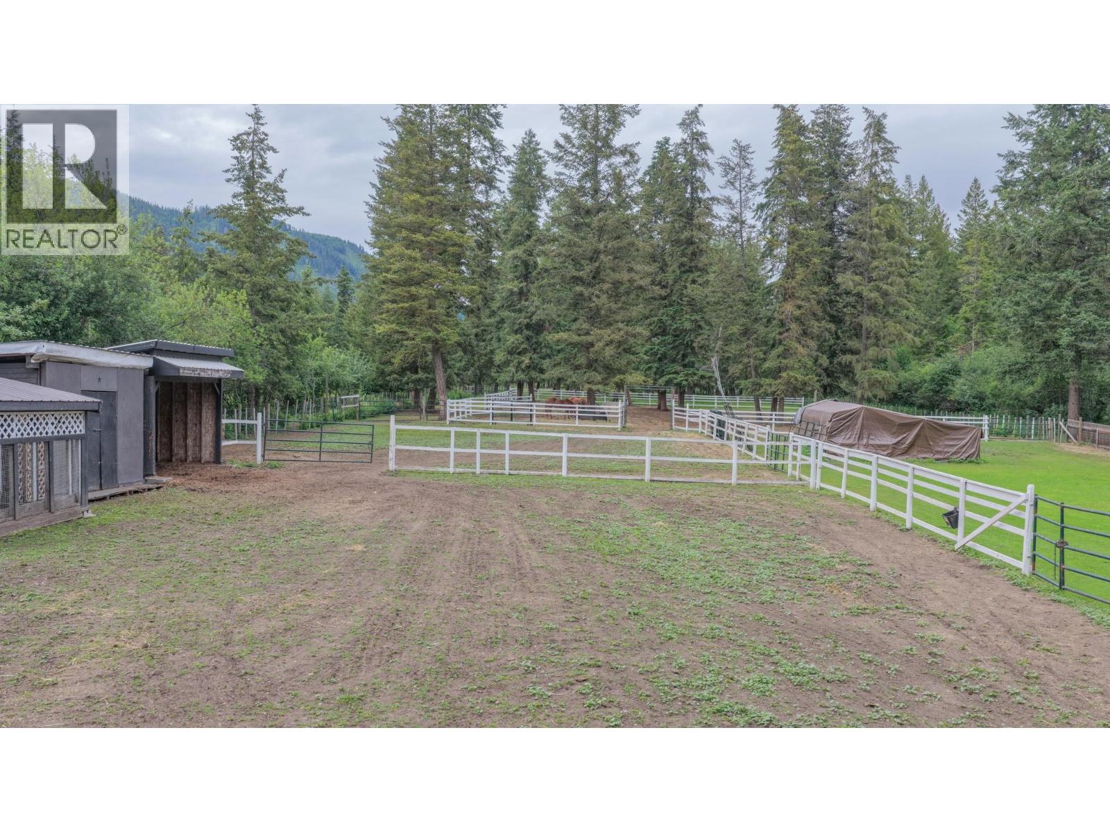 272 Lumby Mabel Lake Road, Lumby, British Columbia  V0E 2G5 - Photo 49 - 10390019
