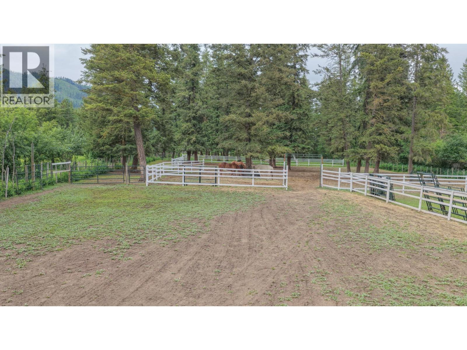 272 Lumby Mabel Lake Road, Lumby, British Columbia  V0E 2G5 - Photo 50 - 10390019
