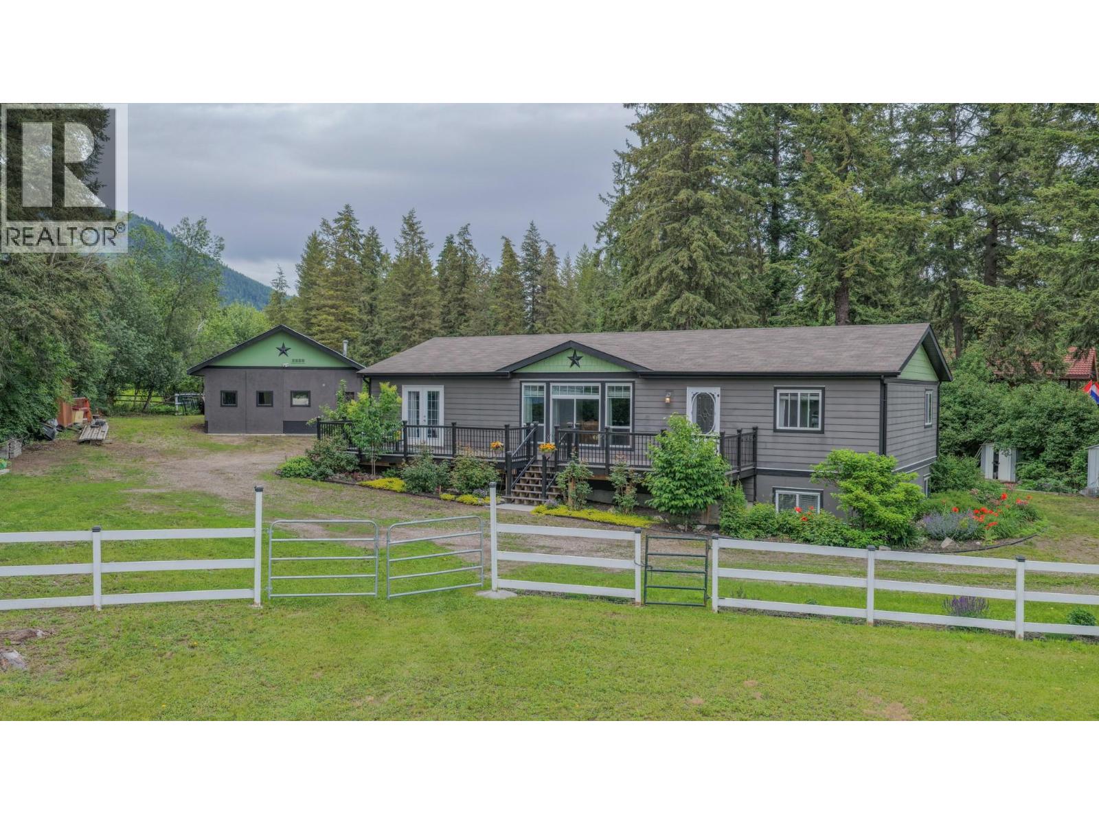 272 Lumby Mabel Lake Road, Lumby, British Columbia  V0E 2G5 - Photo 57 - 10390019