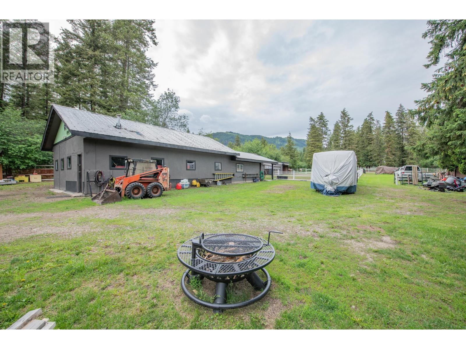 272 Lumby Mabel Lake Road, Lumby, British Columbia  V0E 2G5 - Photo 58 - 10390019