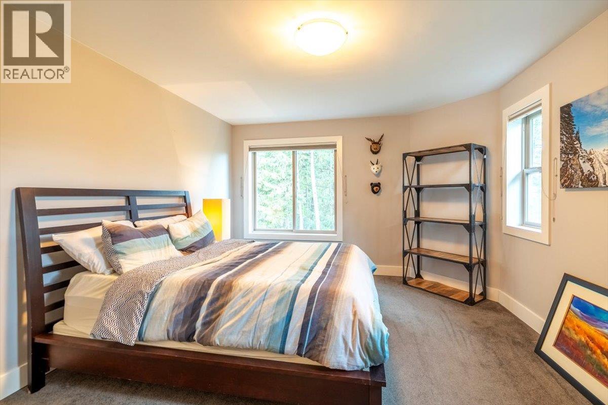 9942 Osprey Landing Drive, Wardner, British Columbia  V0B 2J0 - Photo 37 - 10389918