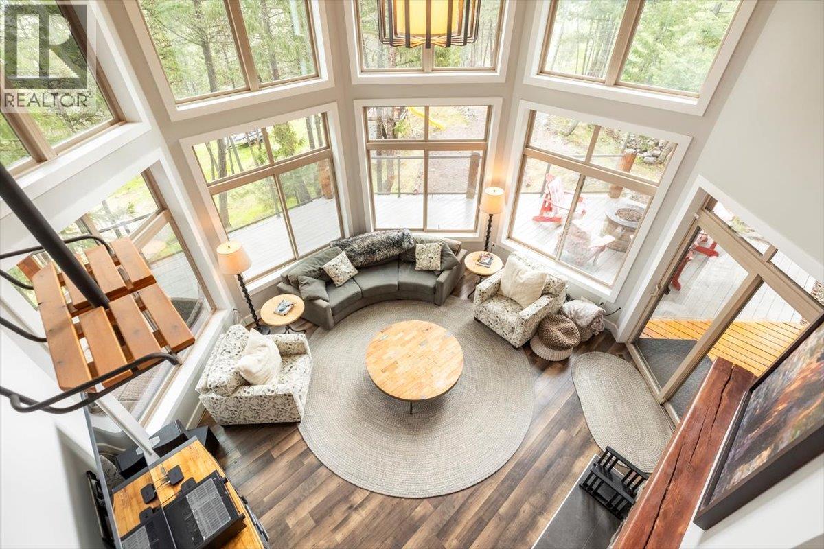 9942 Osprey Landing Drive, Wardner, British Columbia  V0B 2J0 - Photo 4 - 10389918