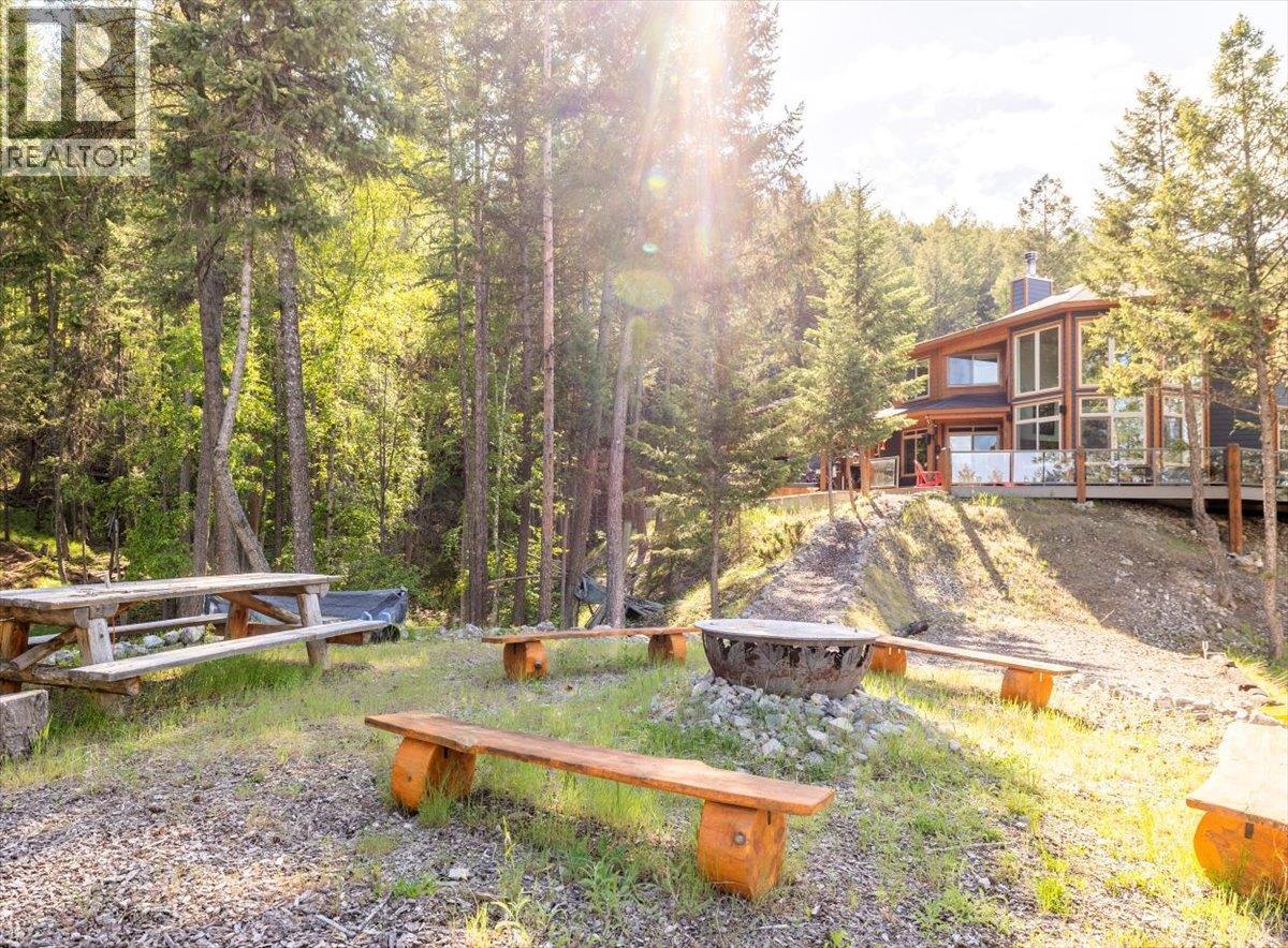 9942 Osprey Landing Drive, Wardner, British Columbia  V0B 2J0 - Photo 61 - 10389918