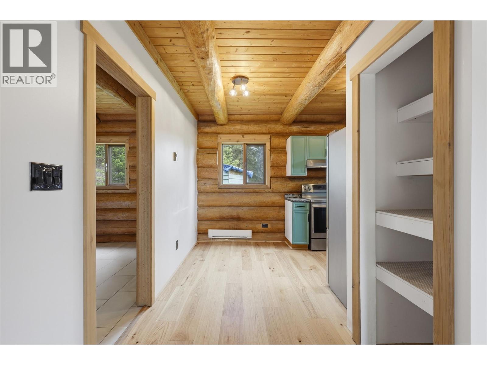 3272 Powell Road, Kamloops, British Columbia  V0E 3E1 - Photo 13 - 10389820