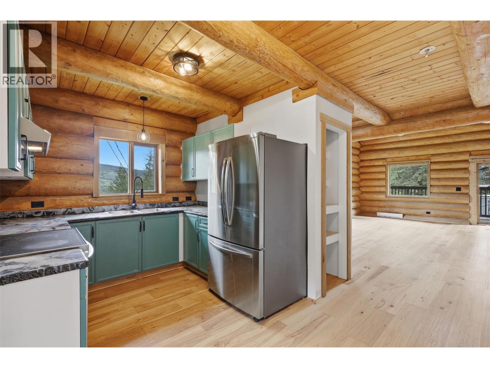 3272 Powell Road, Kamloops, British Columbia  V0E 3E1 - Photo 14 - 10389820
