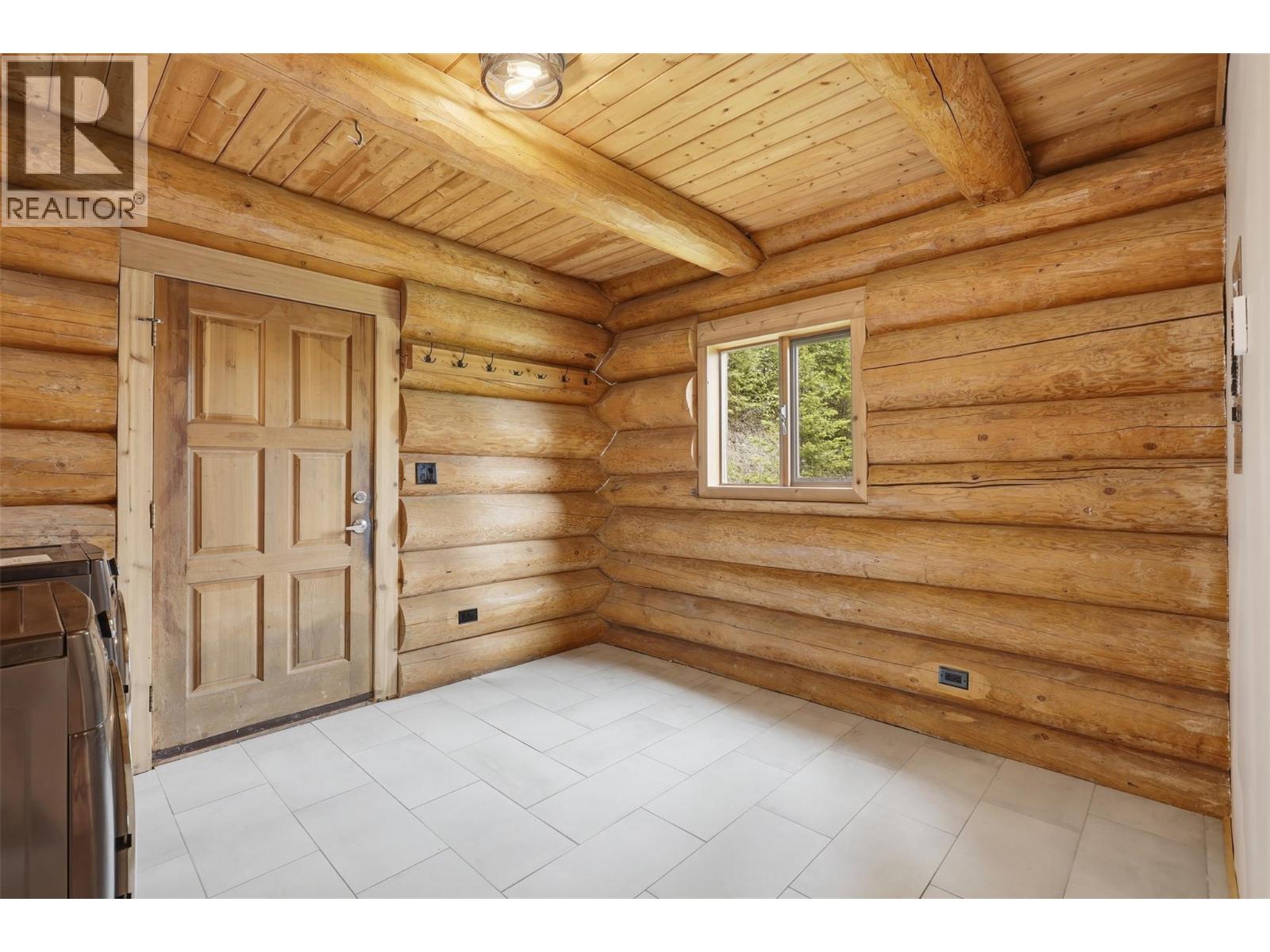 3272 Powell Road, Kamloops, British Columbia  V0E 3E1 - Photo 17 - 10389820