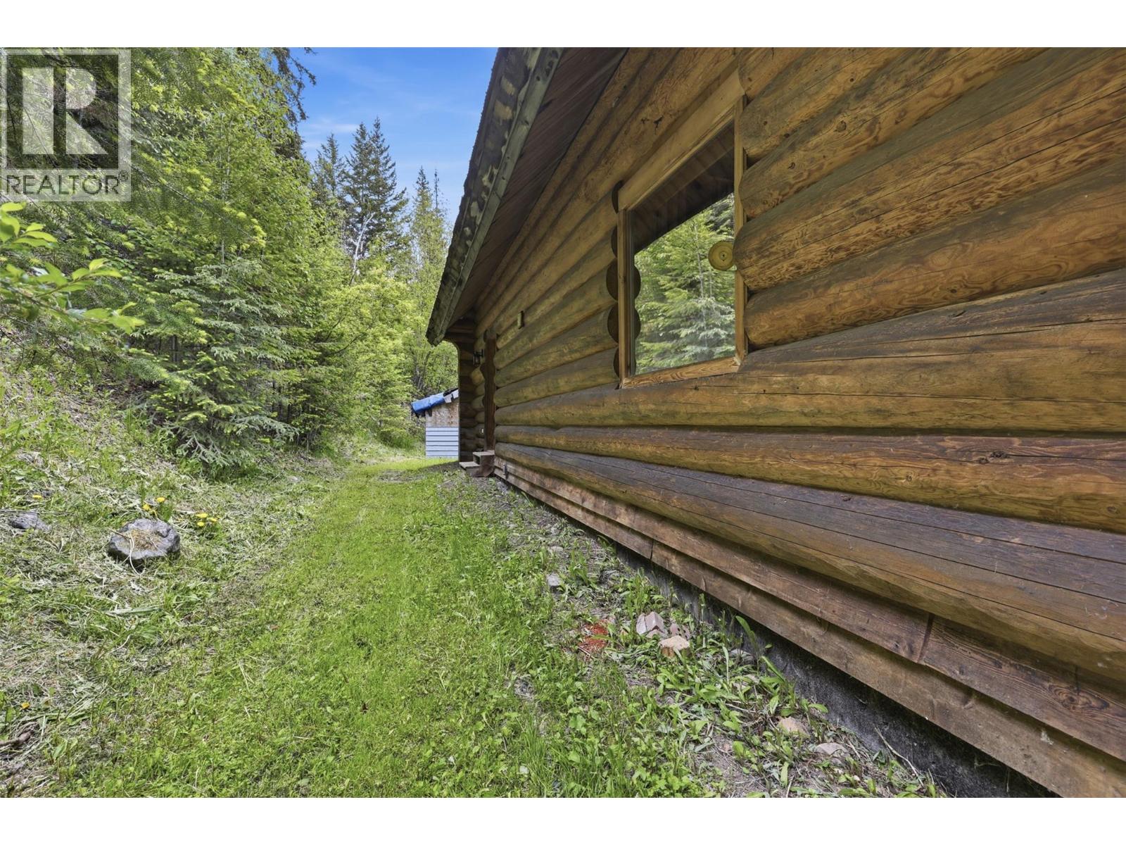 3272 Powell Road, Kamloops, British Columbia  V0E 3E1 - Photo 27 - 10389820