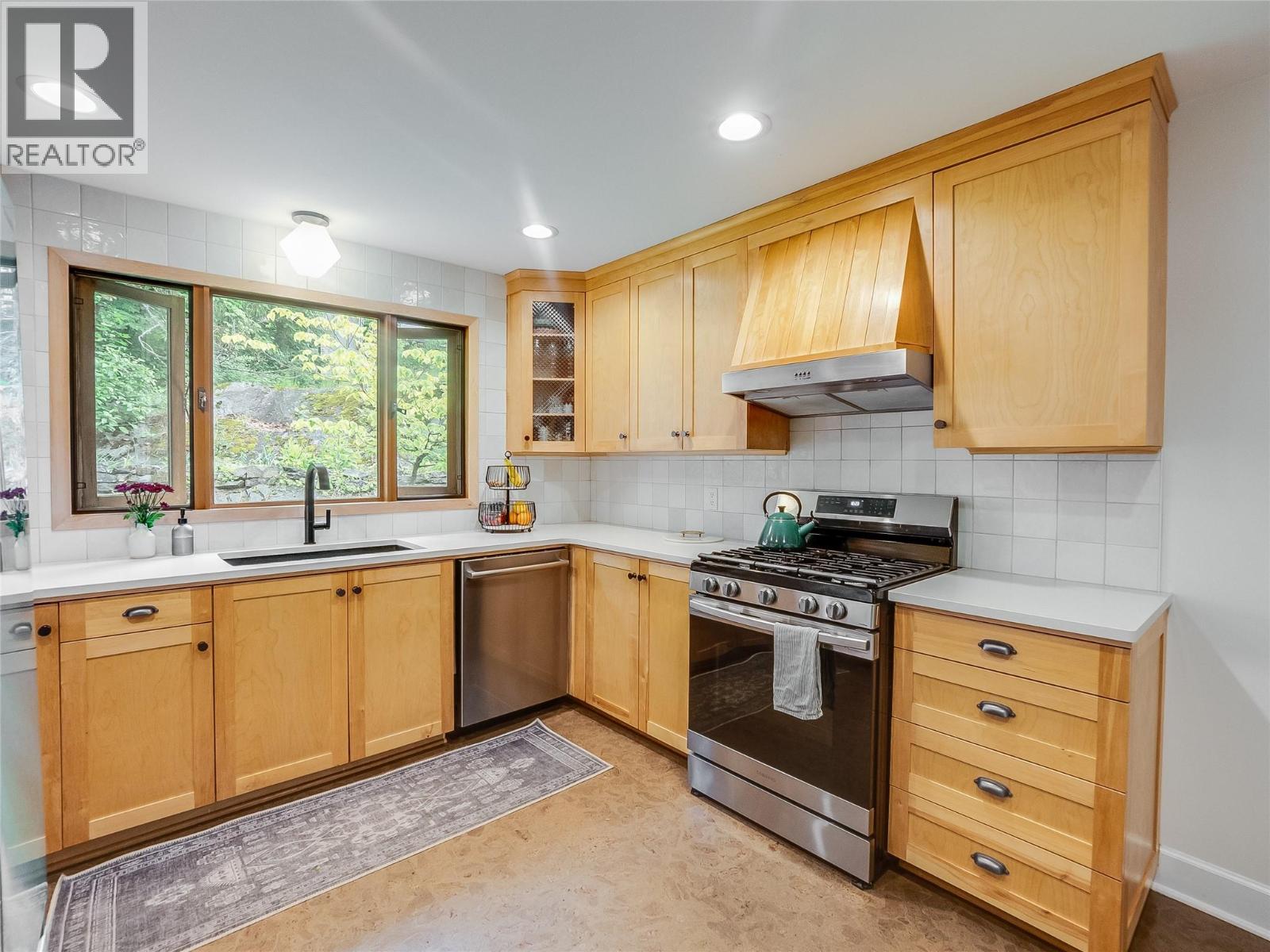 532 Park Street, Nelson, British Columbia  V1L 2G9 - Photo 10 - 10389231