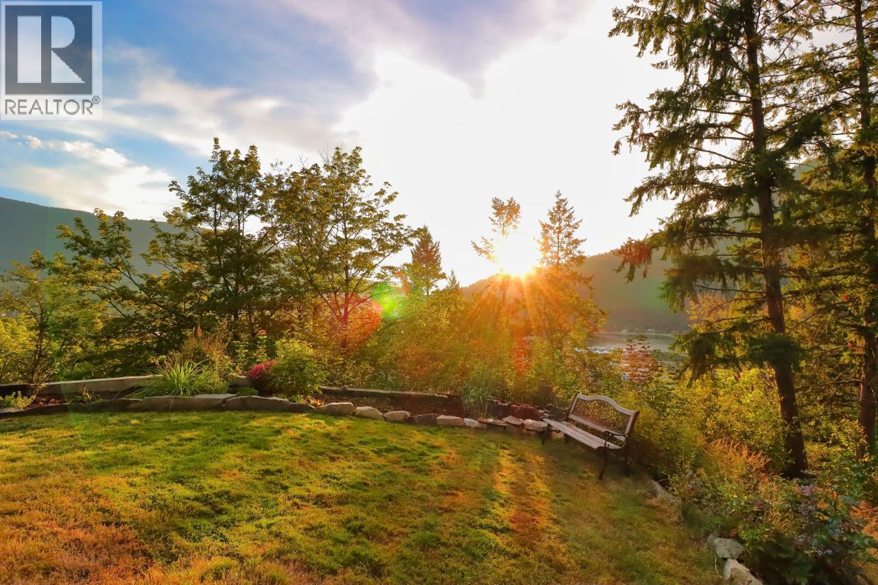 532 Park Street, Nelson, British Columbia  V1L 2G9 - Photo 48 - 10389231