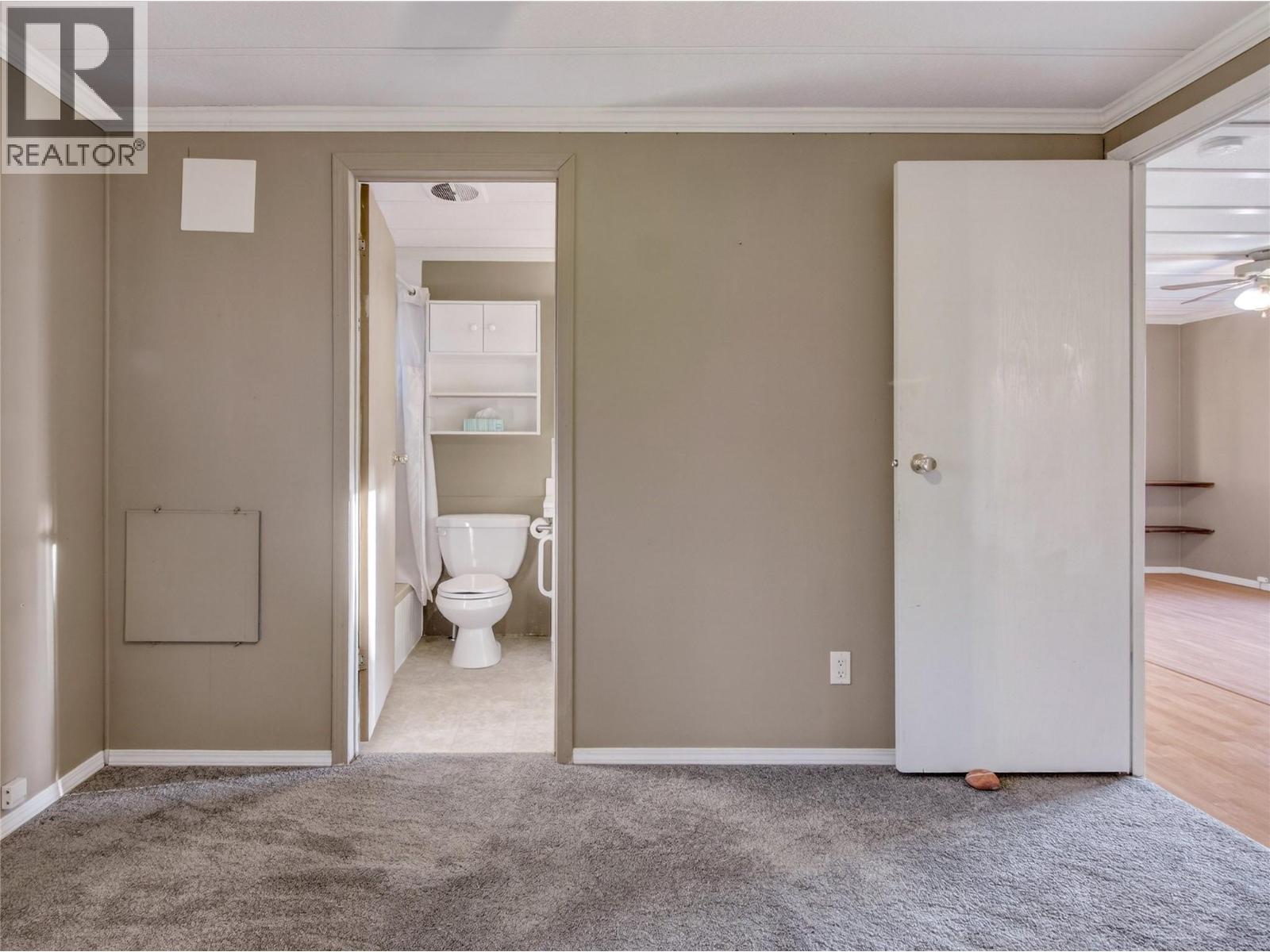 98 Okanagan Avenue E Unit# 11, Penticton, British Columbia  V2A 3J5 - Photo 18 - 10390031
