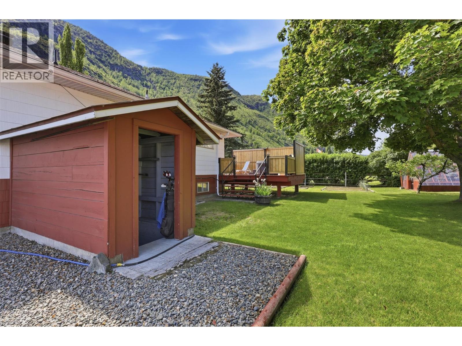 3191 Yellowhead Highway S, Barriere, British Columbia  V0E 2E0 - Photo 36 - 10389900