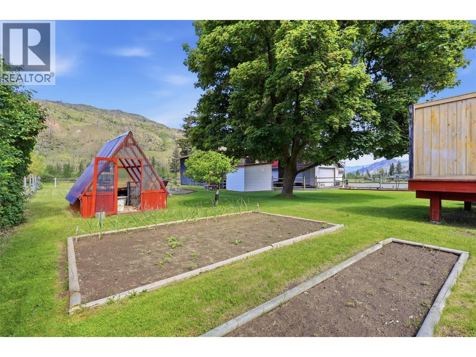 3191 Yellowhead Highway S, Barriere, British Columbia  V0E 2E0 - Photo 45 - 10389900
