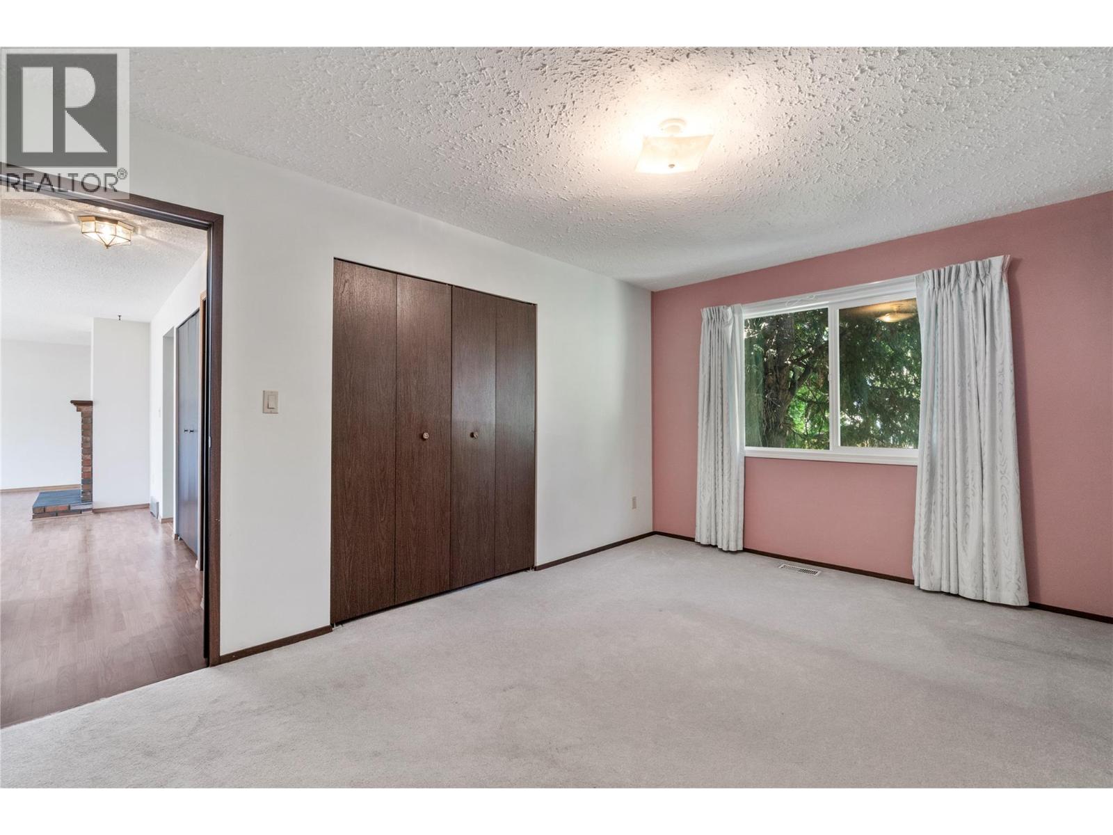 851 26 Street Se, Salmon Arm, British Columbia  V1E 2H6 - Photo 18 - 10389410