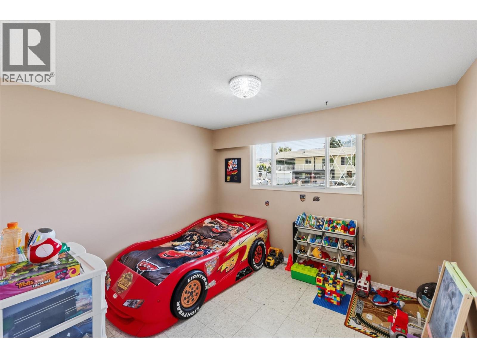 8405 87th Street, Osoyoos, British Columbia  V0H 1V2 - Photo 12 - 10390047