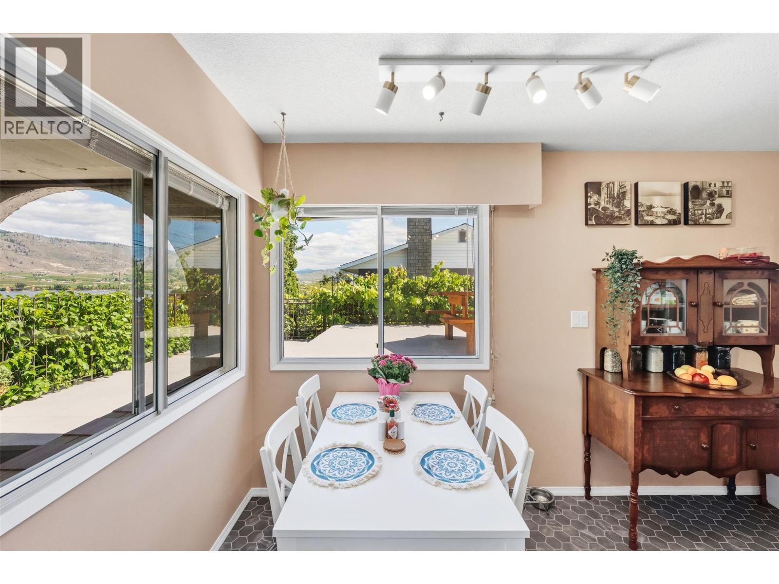 8405 87th Street, Osoyoos, British Columbia  V0H 1V2 - Photo 6 - 10390047