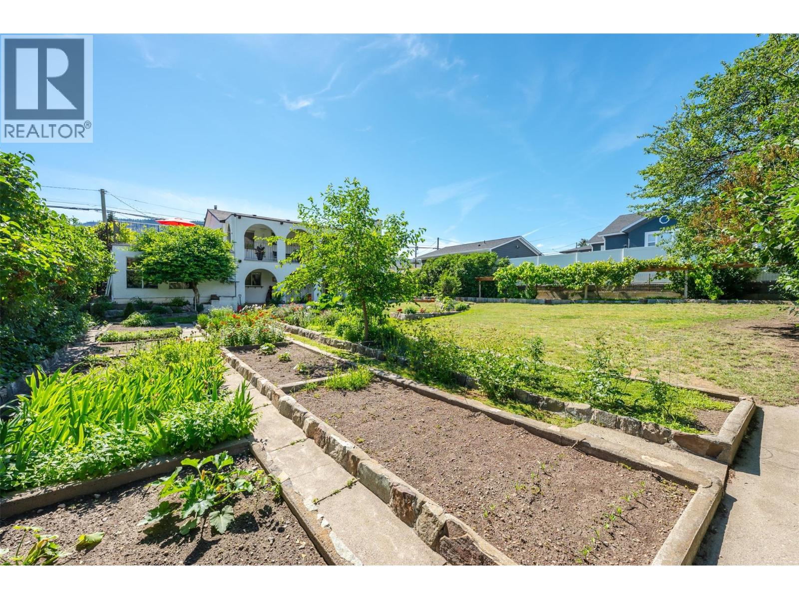 8405 87th Street, Osoyoos, British Columbia  V0H 1V2 - Photo 89 - 10390047
