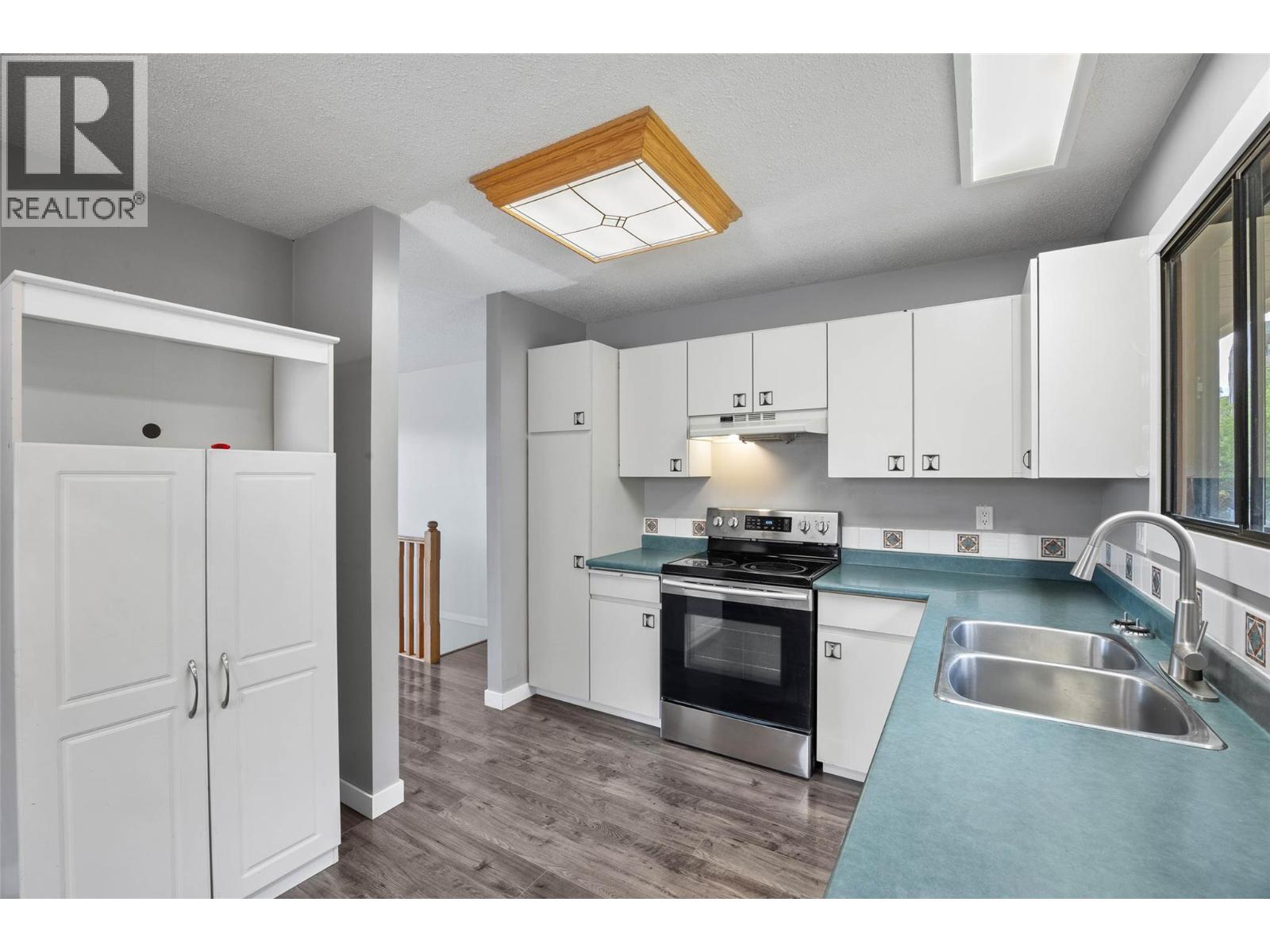 1967 Harrison Way, Kamloops, British Columbia  V1S 1M8 - Photo 6 - 10389973