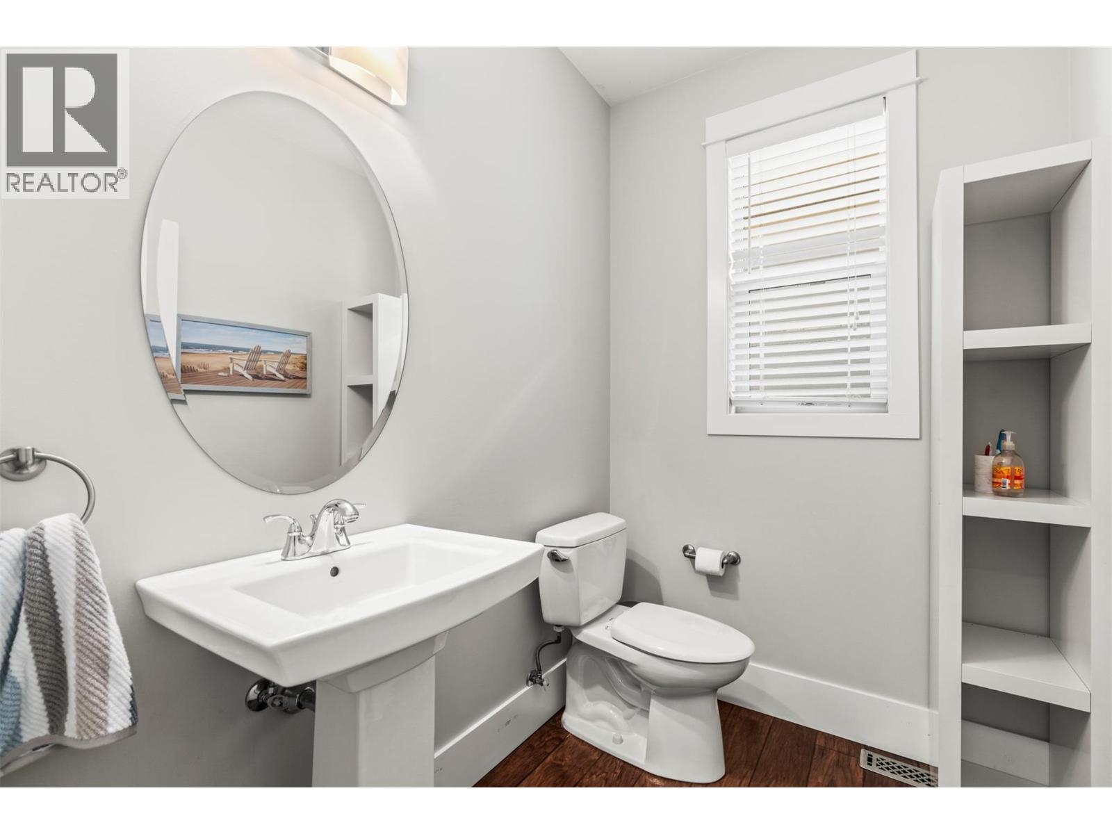 940 Mt Ida Drive, Vernon, British Columbia  V1B 4C3 - Photo 11 - 10389664