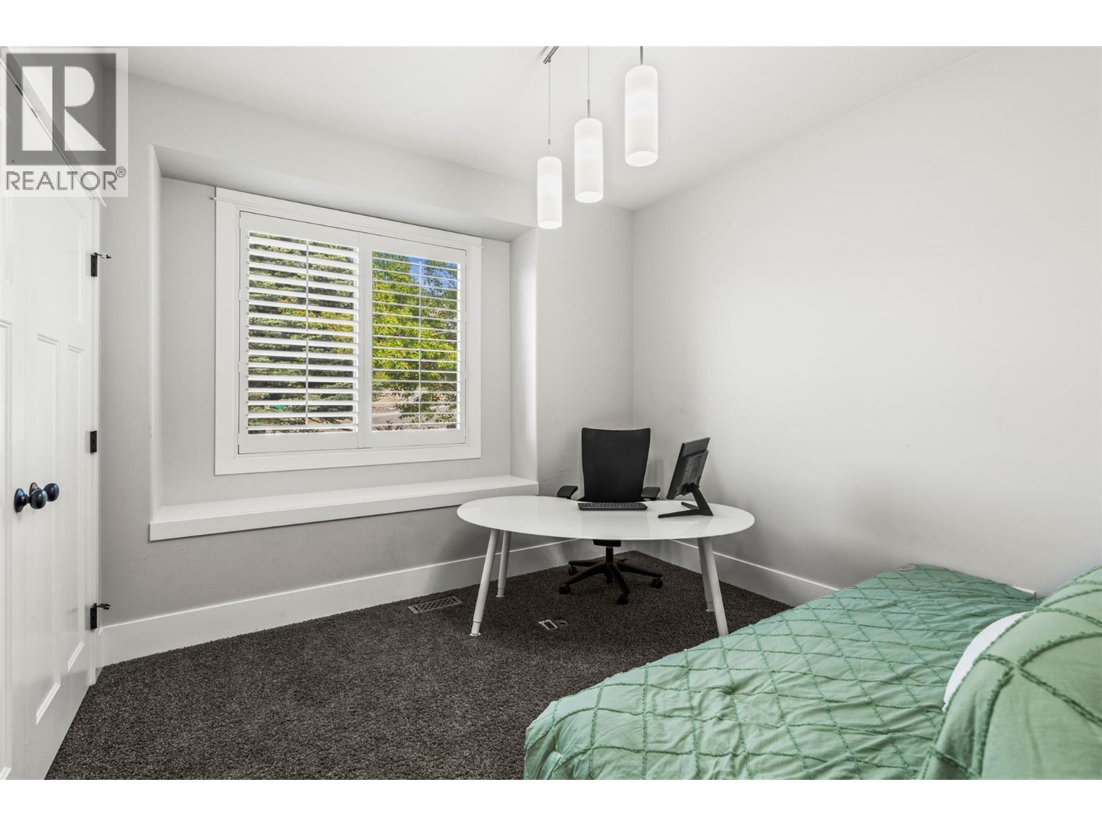 940 Mt Ida Drive, Vernon, British Columbia  V1B 4C3 - Photo 12 - 10389664