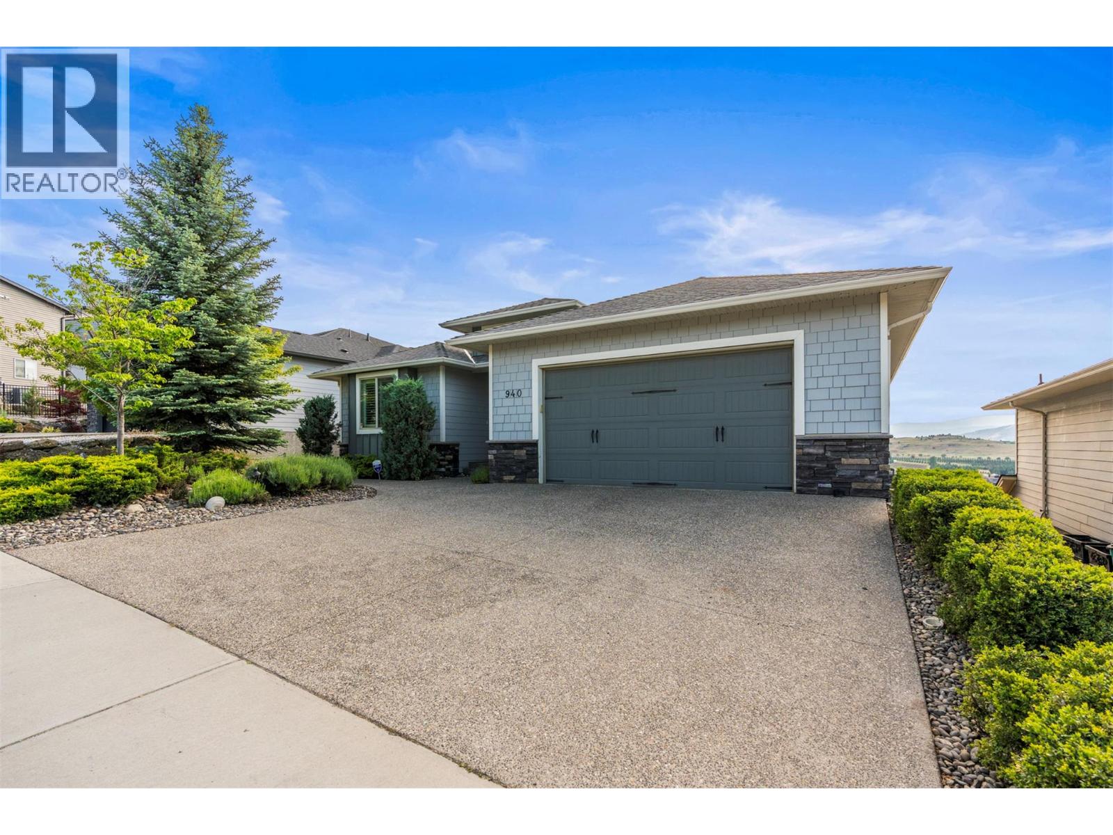 940 Mt Ida Drive, Vernon, British Columbia  V1B 4C3 - Photo 5 - 10389664