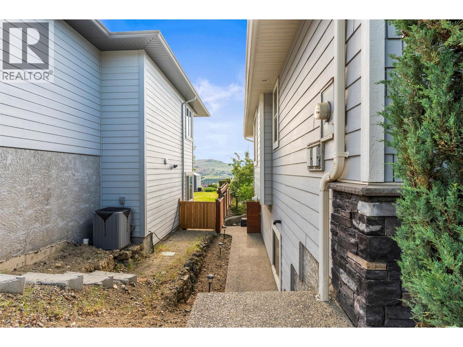 940 Mt Ida Drive, Vernon, British Columbia  V1B 4C3 - Photo 54 - 10389664