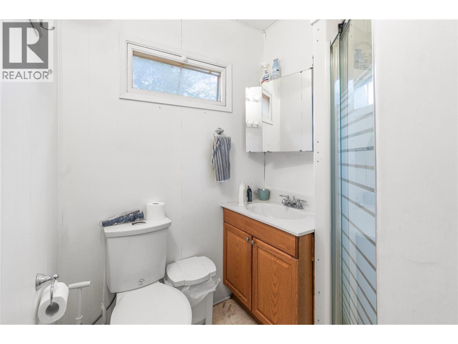202 Saskatoon Road, Vernon, British Columbia  V1H 2H3 - Photo 33 - 10389609
