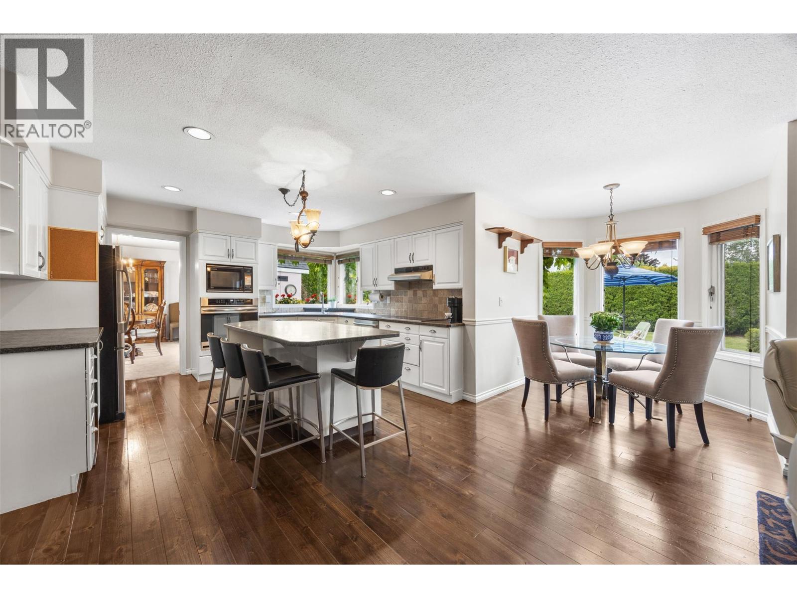 1045 Cameron Avenue, Kelowna, British Columbia  V1Y 8V4 - Photo 10 - 10389574