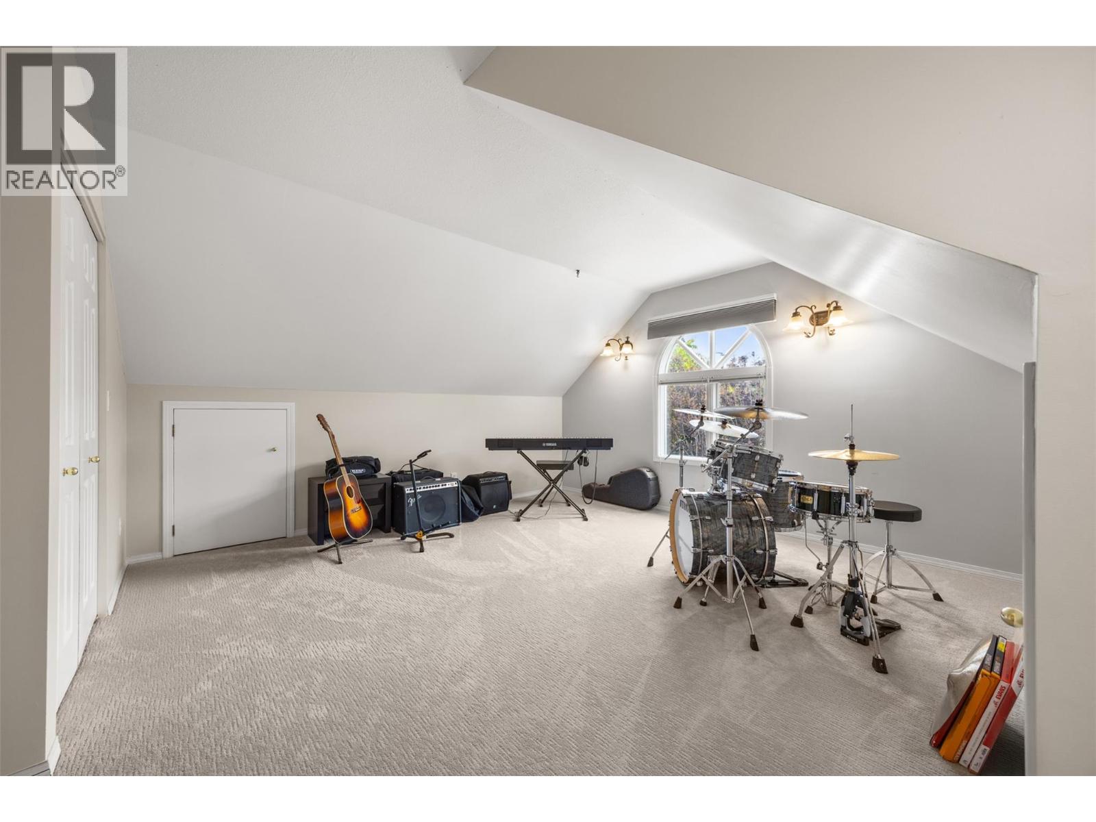 1045 Cameron Avenue, Kelowna, British Columbia  V1Y 8V4 - Photo 43 - 10389574