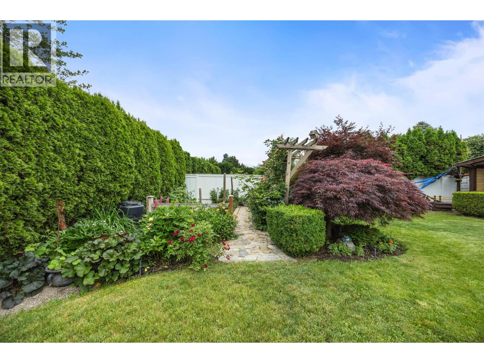1045 Cameron Avenue, Kelowna, British Columbia  V1Y 8V4 - Photo 48 - 10389574