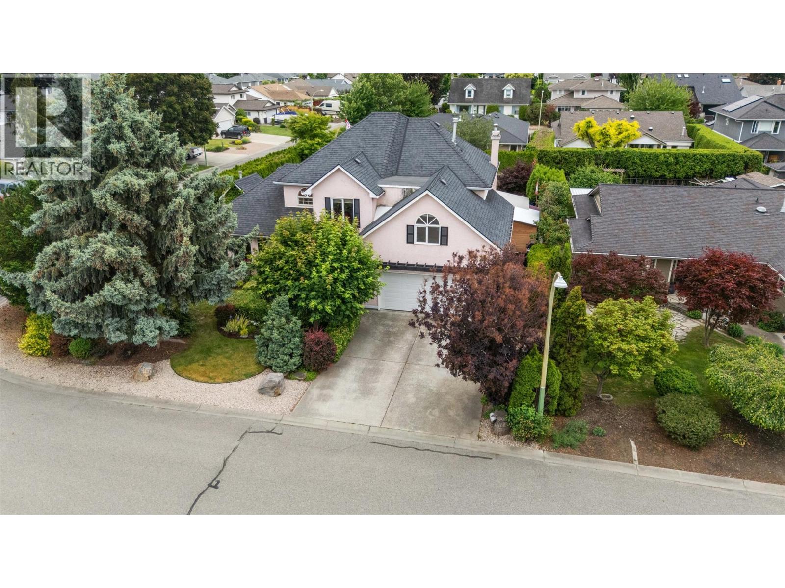 1045 Cameron Avenue, Kelowna, British Columbia  V1Y 8V4 - Photo 5 - 10389574