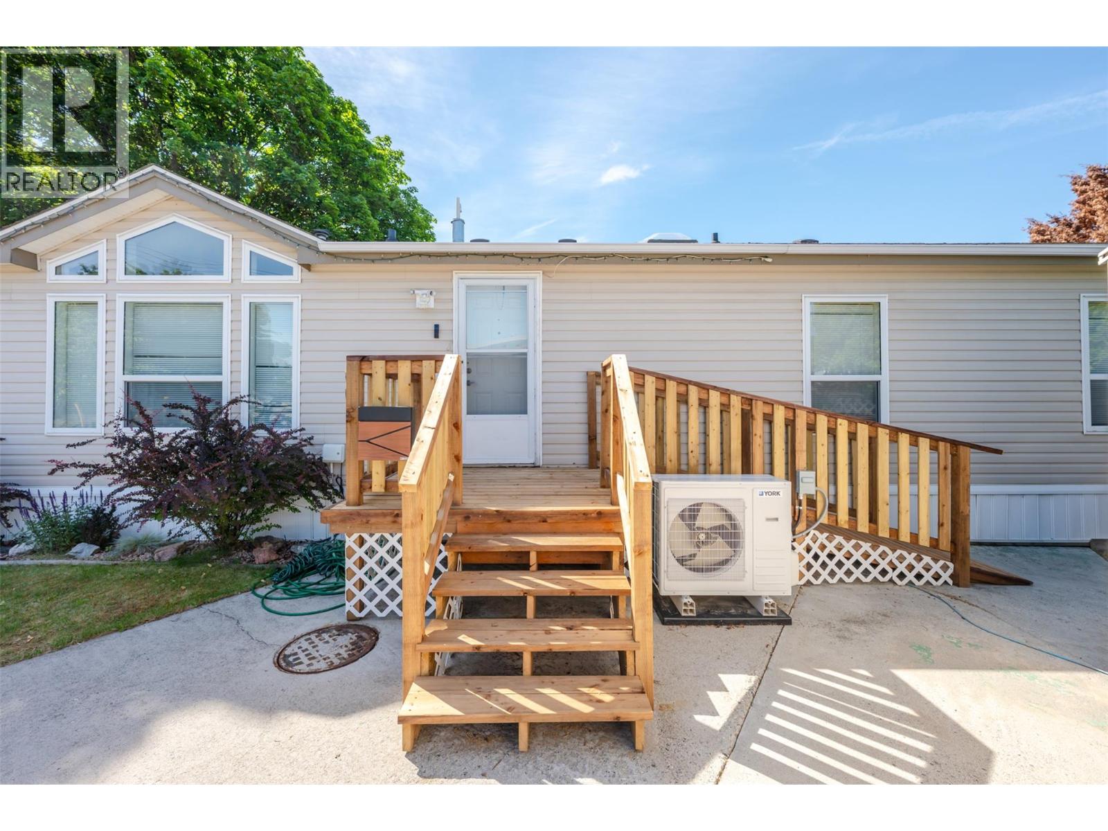 197 Dauphin Avenue Unit# 37, Penticton, British Columbia  V2A 3S3 - Photo 11 - 10390029