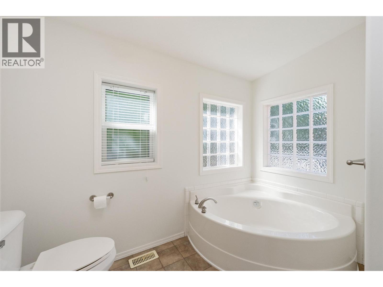197 Dauphin Avenue Unit# 37, Penticton, British Columbia  V2A 3S3 - Photo 22 - 10390029