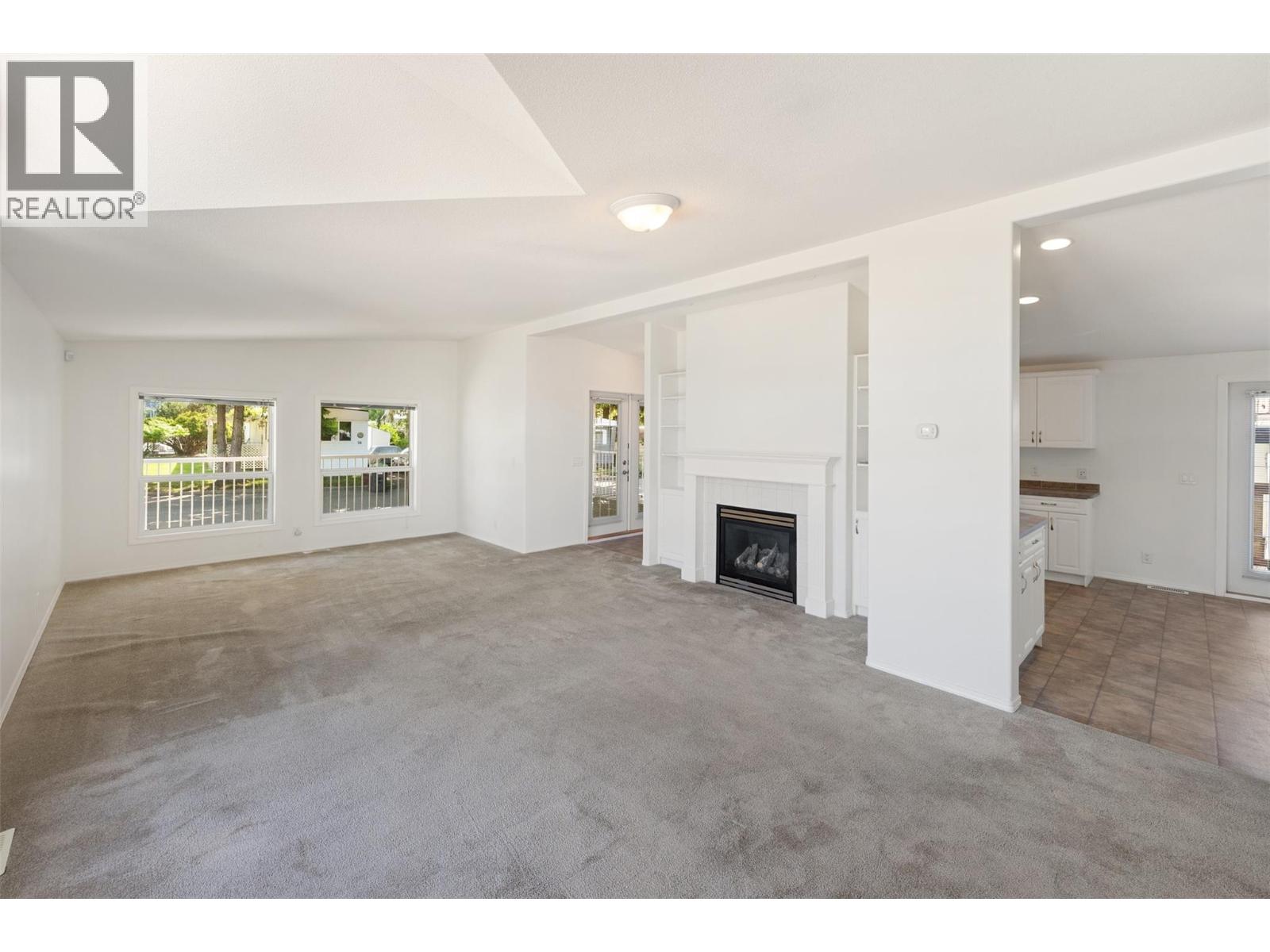 197 Dauphin Avenue Unit# 37, Penticton, British Columbia  V2A 3S3 - Photo 4 - 10390029