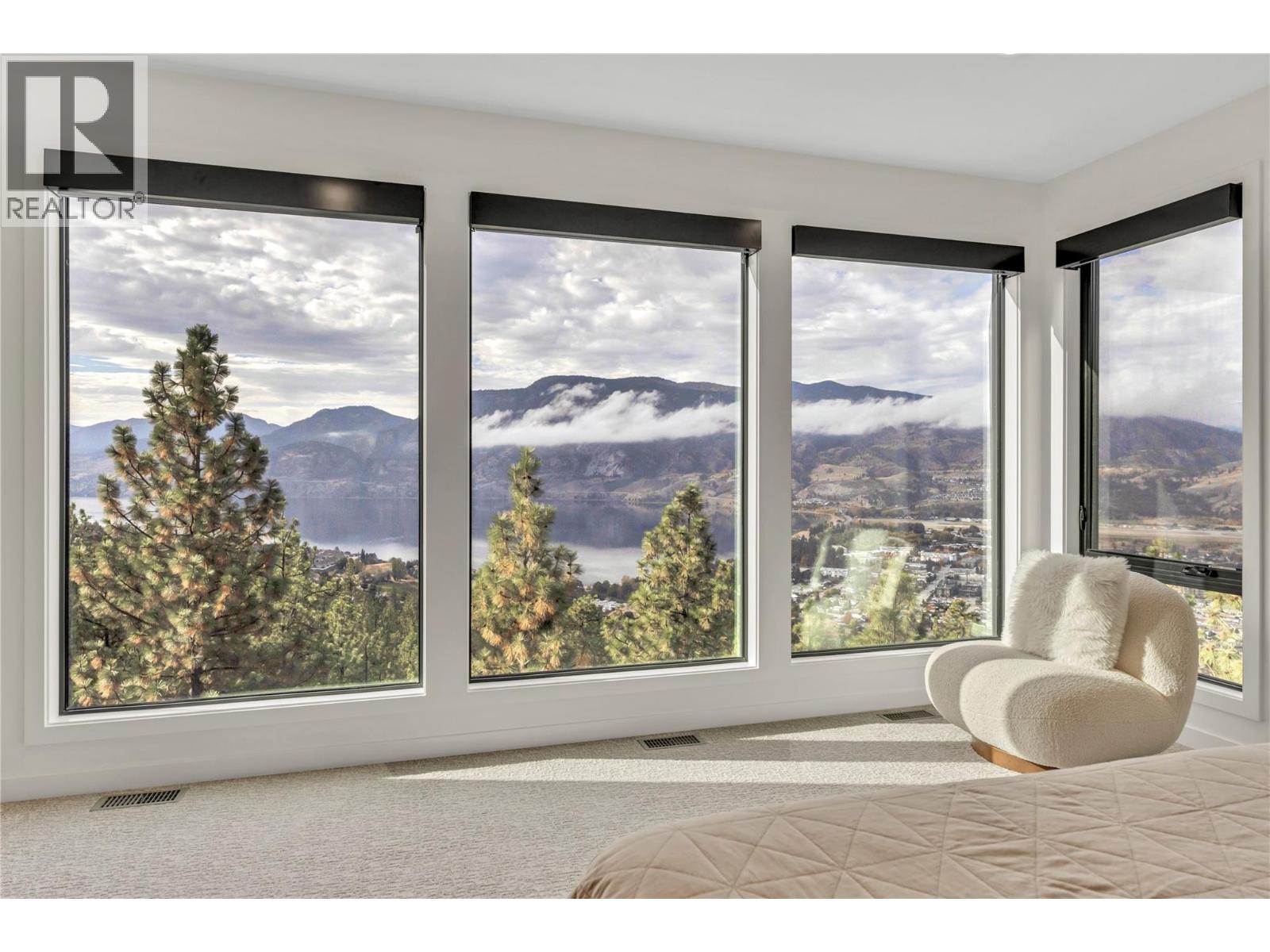 3331 Evergreen Drive Unit# 117, Penticton, British Columbia  V2A 0J3 - Photo 2 - 10389579